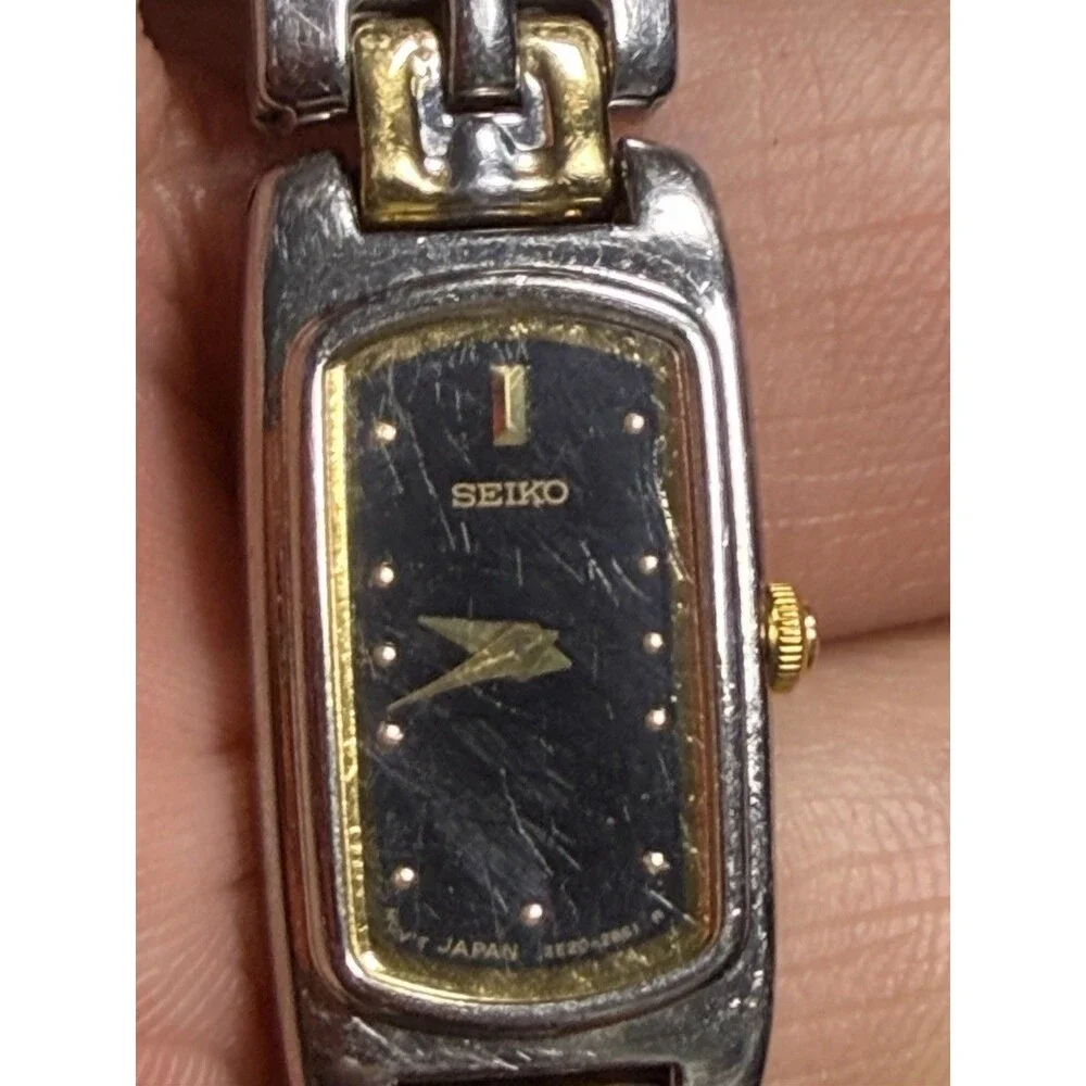 Vintage Seiko 2E20-7289 Ladies Two Tone Rectangular Quartz Watch Fresh Battery